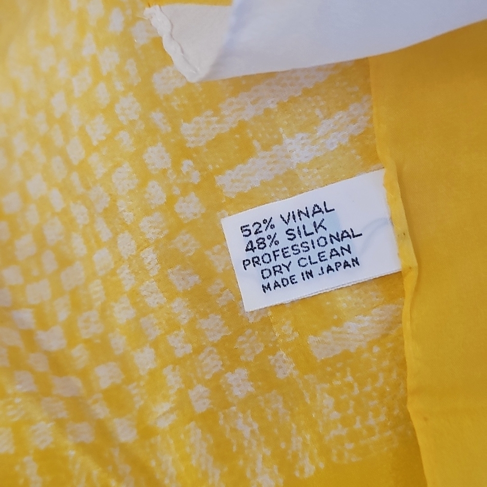 Vintage KATJA for XIIX Karat Yellow and White Patterned Scarf Square 25x25" Silk - Picture 5 of 5